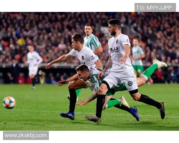 塞尔塔与艾拉维斯激战在即谁将赢得西甲赛场的荣耀对决 塞尔塔与艾拉维斯激战在即谁将赢得西甲赛场的荣耀对决